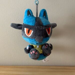 Pokémon Lucario Small Plush Sitting Keychain